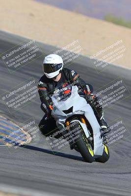 media/Nov-15-2024-CVMA Friday Practice (Fri) [[b142d29251]]/4-Group 4 and Trackday/Session 2 (Turn 10)/